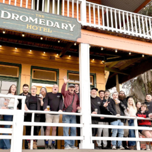 Group photo on the deck of the Dromedary Holet